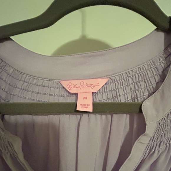 Lilly Pulitzer Elsa Silk Blouse- Size Medium- Color Lavender- EUC - Picture 5 of 12